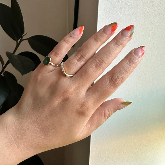 14k gold & genuine mined diamond melt curved ring - Picture 3 of 11